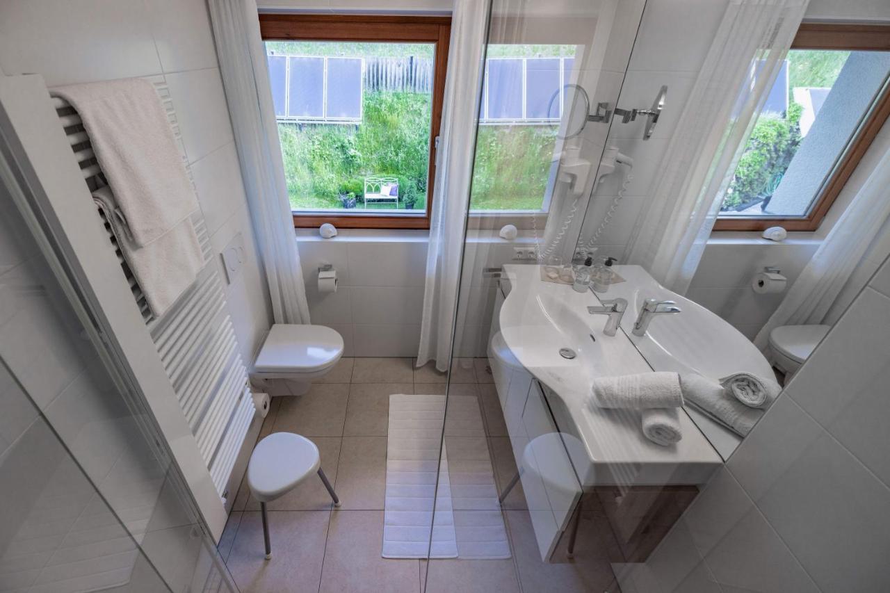 Haus Sonnbichl Apartment Вайсензее Екстериор снимка